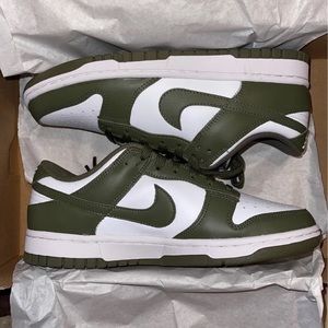 *sold* Olive Dunk Low